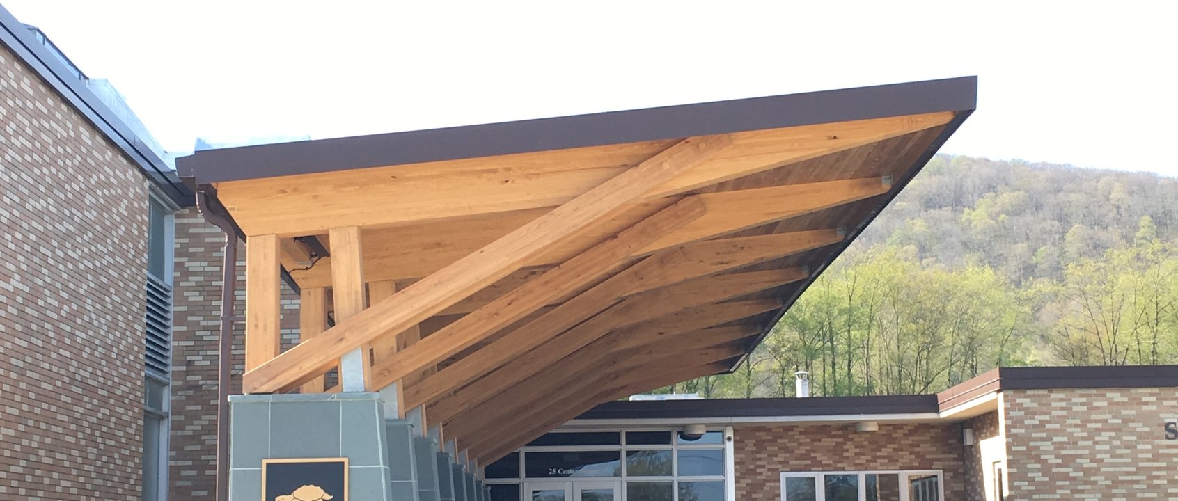 Seneca Nation of Indians opened the doors to its new Seneca Arts & Learning Center at the former Seneca Elementary School on Center Street in the city’s west end.