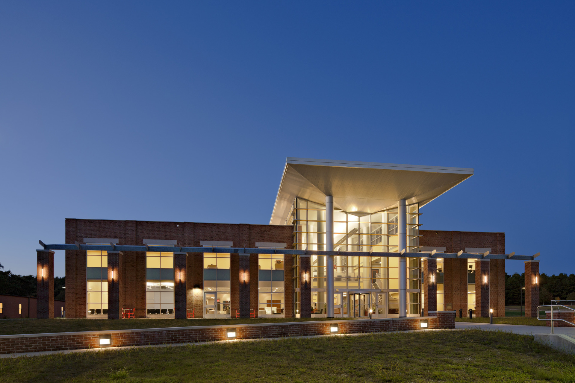 SCCC Montaukett Learning Resource Center